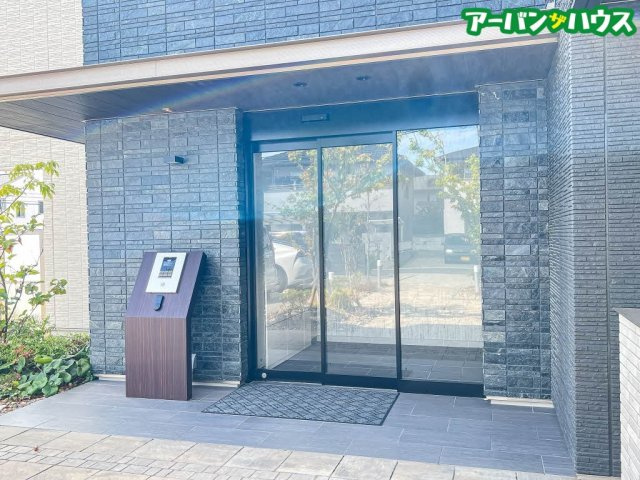 トリフォリアのエントランス