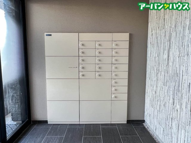 トリフォリアのその他