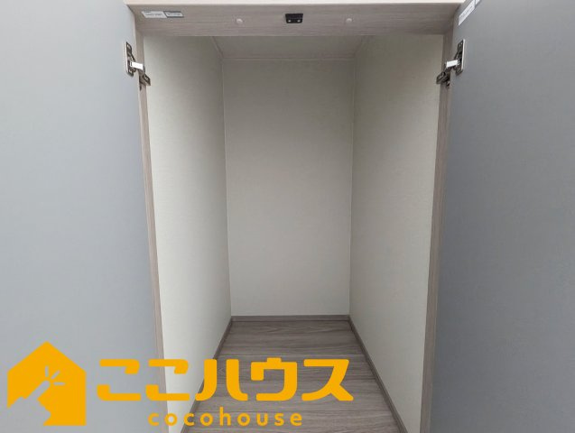 宜野湾市伊佐２丁目　ハートフルタウン　新築戸建て　全６棟　F号棟の収納|廊下収納もございます