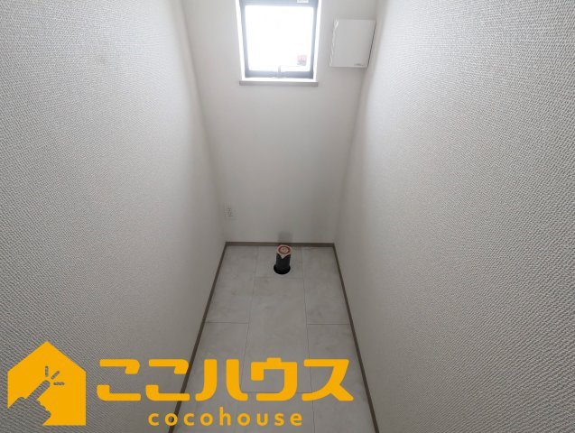 宜野湾市伊佐２丁目　ハートフルタウン　新築戸建て　全６棟　F号棟のトイレ|【トイレ】施行中