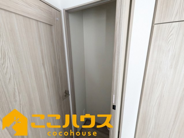 宜野湾市伊佐２丁目　ハートフルタウン　新築戸建て　全６棟　F号棟の収納|廊下収納もございます