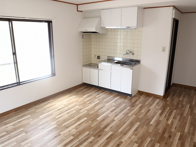【居間・リビング】 | 小栗原ハイツ | 使いやすいお部屋です。