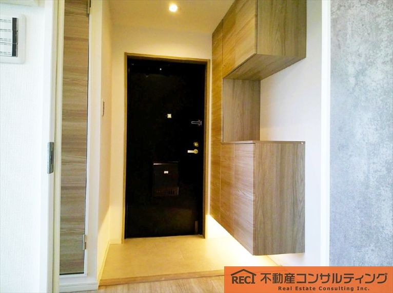 甲南ドルチェ六甲の玄関
