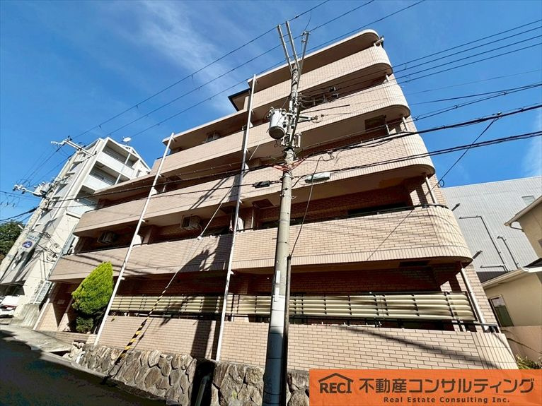 甲南ドルチェ六甲の外観