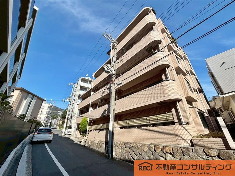 甲南ドルチェ六甲の外観