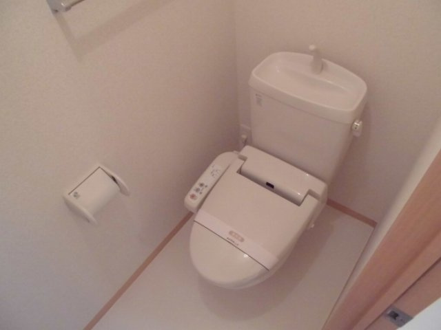 K&K141のトイレ