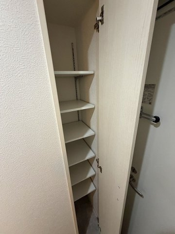 【玄関】 | ロイヤルハイツ俊徳道