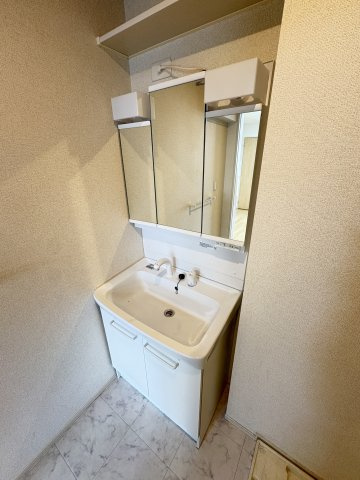 サンリットフジミの独立洗面台|※別部屋のイメージ写真です。