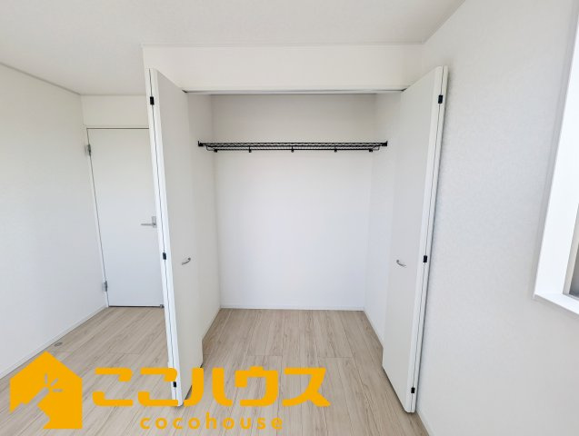 糸満市照屋第３　クレイドルガーデン　新築戸建て　全４棟　2号棟の収納|洋服が多い方でも安心の収納力