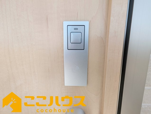 糸満市照屋第３　クレイドルガーデン　新築戸建て　全４棟　2号棟の防犯設備|タッチキー
