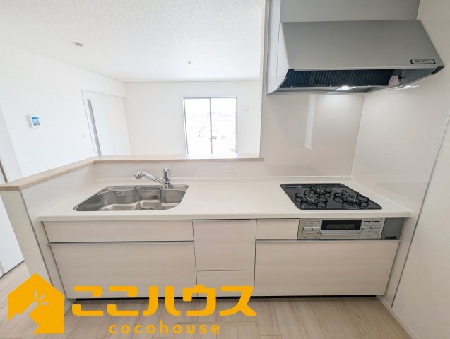 糸満市照屋第３　クレイドルガーデン　新築戸建て　全４棟　2号棟のキッチン|家事のしやすいシステムキッチン