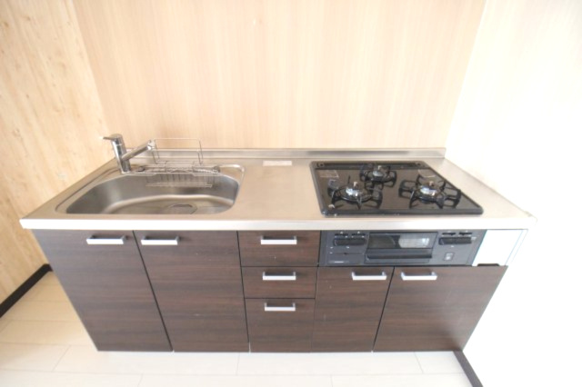 大阪市西成区松１丁目の賃貸マンションのキッチン|使いやすいキッチンです