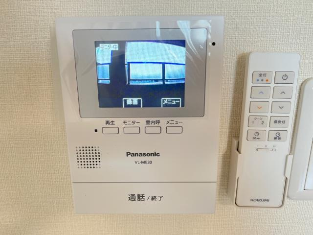 コンフォール深田の内装|カメラ付インターホン