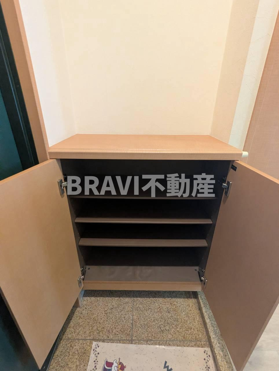 キャナルコート内久宝寺　BRAVI不動産の玄関|【キャナルコート内久宝寺】