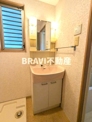 キャナルコート内久宝寺　BRAVI不動産の独立洗面台|【キャナルコート内久宝寺】