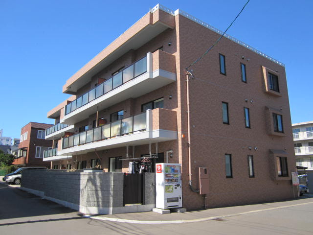 ポミエーレ平岸