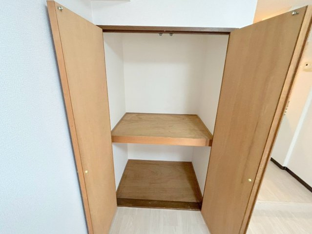 R・マンションの収納