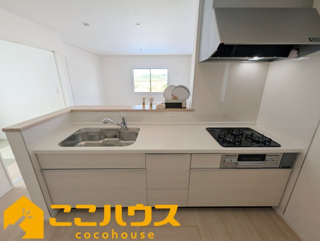 糸満市照屋第３　クレイドルガーデン　新築戸建て　全４棟　4号棟のキッチン|家事のしやすいシステムキッチン