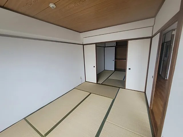 神戸市灘区曾和町２丁目の賃貸マンションの居間・リビング