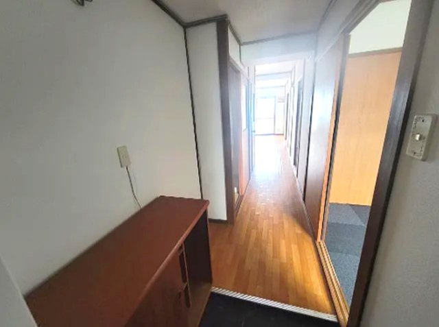 神戸市灘区曾和町２丁目の賃貸マンションの玄関