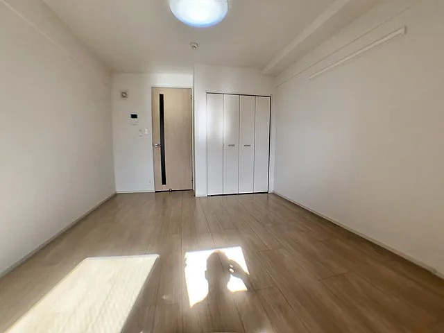 神戸市中央区宮本通３丁目の賃貸マンションの居間・リビング
