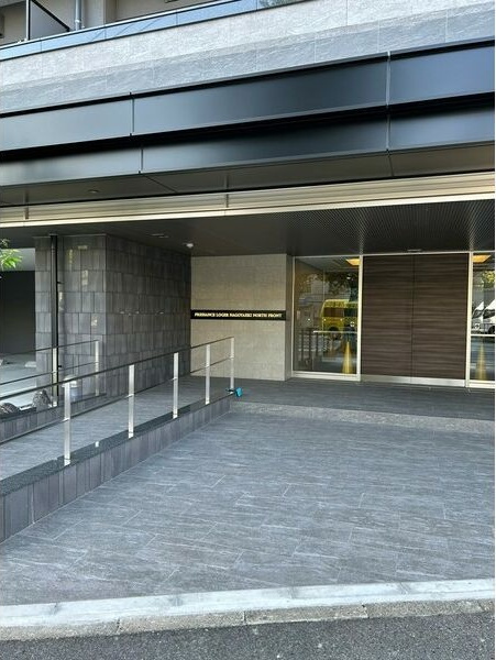 プレサンス ロジェ 名古屋駅 NORTH FRONTのエントランス