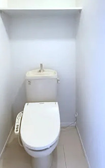 Reyのトイレ|快適な温水洗浄便座トイレです！