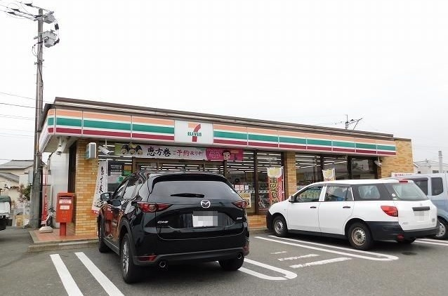 クレストアドバンステンパイⅡの周辺