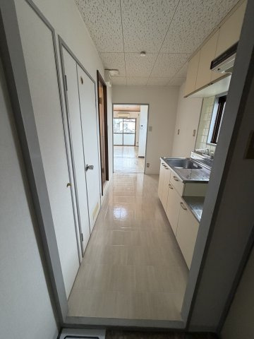 シャトーMIYUKIの玄関