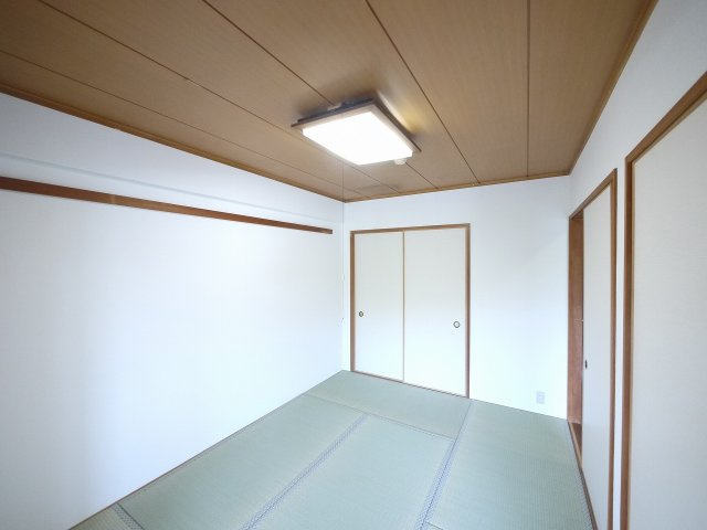コートヒルズの和室