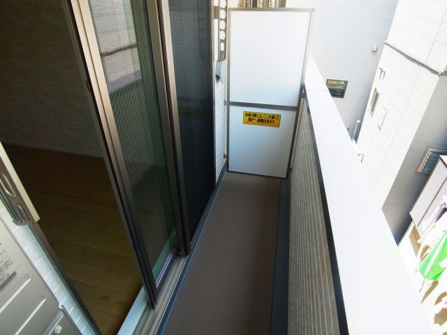 ラヴィエント北千住のバルコニー