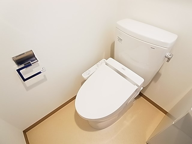 Ｒｉｓｉｎｇ　Ｐｌａｃｅ綾瀬二番館のトイレ