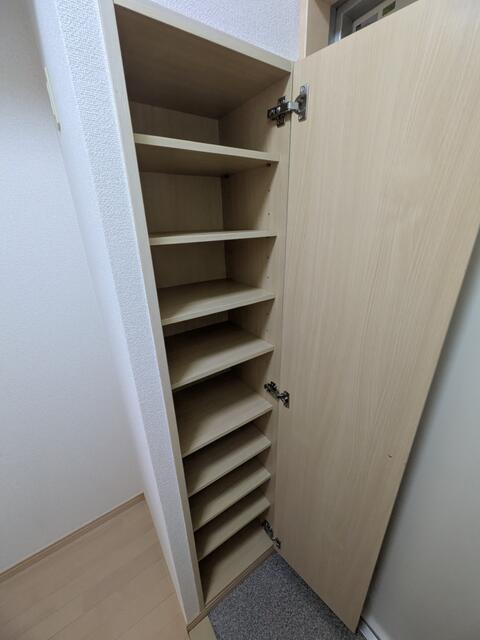 アンプルールフェール南船堀の玄関