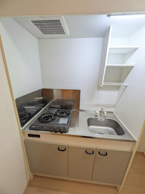アンプルールフェール南船堀のキッチン