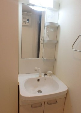 エルスタンザ東尾久の洗面所