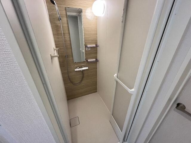 セレンディピティ浅草のシャワールーム