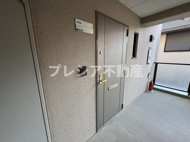 福寿荘弐番館の玄関