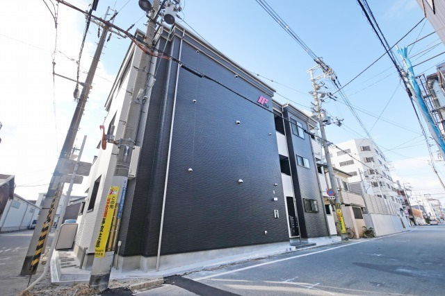 バズ北巽