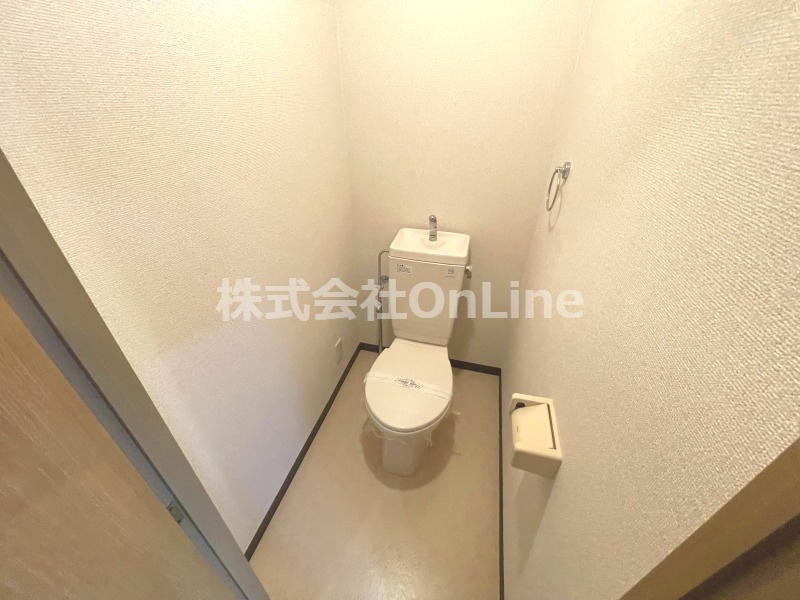 東大阪市金岡４丁目の賃貸マンションのトイレ