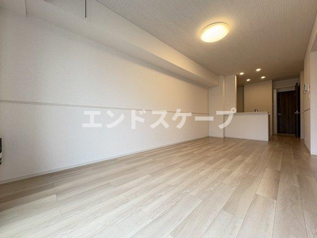 フローレス　コート　Ⅱの居間・リビング|高崎、前橋のお部屋探しはエンドスケープまで！お客様の理想お聞かせ下さい♪