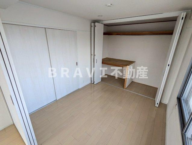 布亀マンションの寝室|※リフォーム中のため参考の写真です