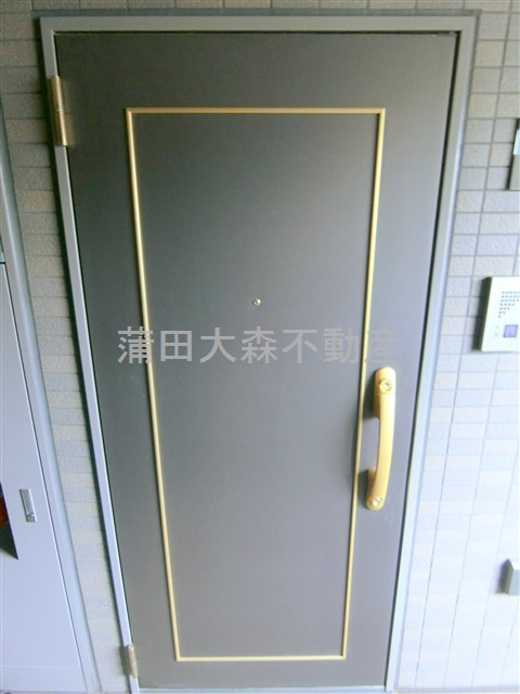 ルーブル大森山王の玄関