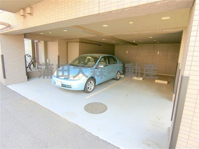 ルーブル大森山王の駐車場|敷地内駐車場