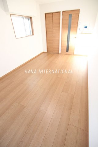グランフォース谷在家の居間・リビング