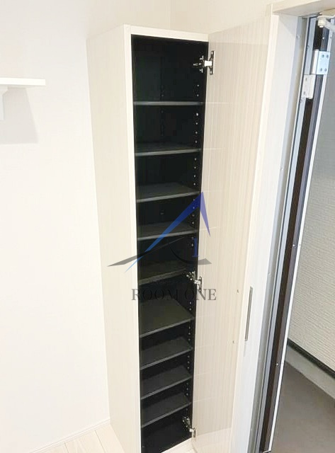 ブランディーユ新小岩の収納|シューズボックスです。