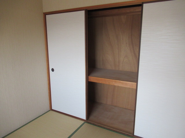 サンフローレ千代ヶ丘の収納