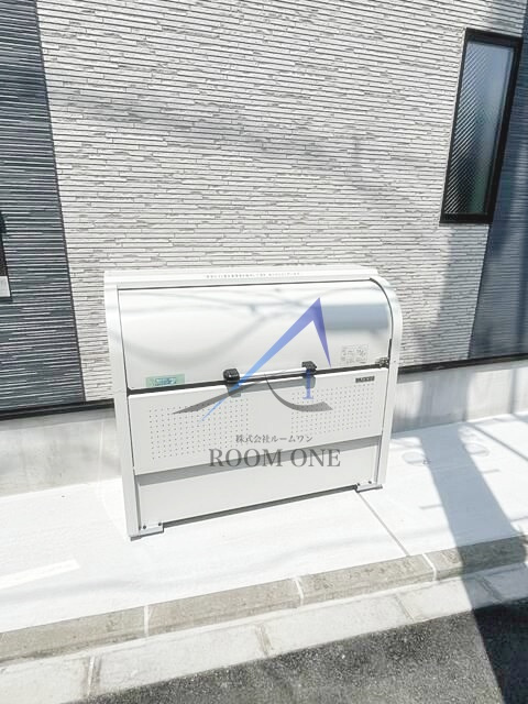 ブランディーユ新小岩のその他共用部分|敷地内ごみ置き場です。