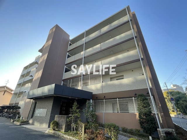 サンメゾン鶴見緑地の外観