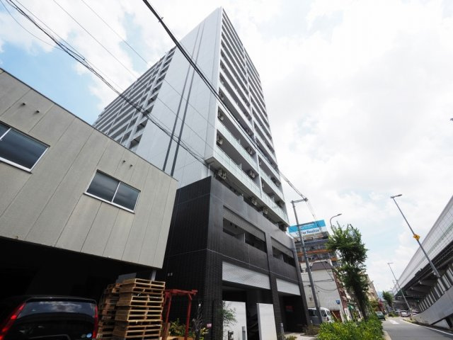 グランシス高井田の外観