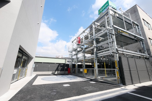 S-RESIDENCE高井田beletaの駐車場